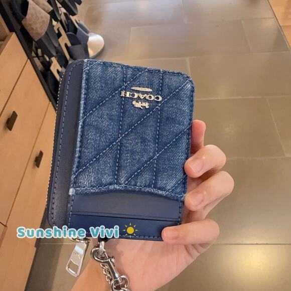 NWT Coach CAR26 Zip Card Case With Quilting In Dark Natural Multi - Picture 4 of 5